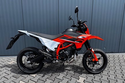 KTM 125 SMC R