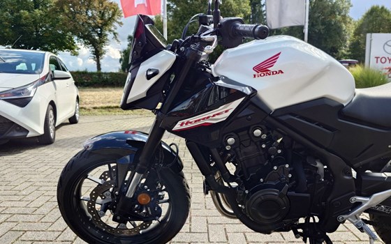 Gebrauchtmotorrad Honda CB500 Hornet - Bild 7