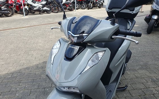 Neufahrzeug Honda SH125i - Bild 17