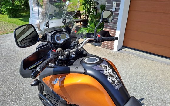 Gebrauchtmotorrad Suzuki V-Strom 650 - Bild 6 Gebrauchtmotorrad Suzuki V-Strom 650 - Bild 6