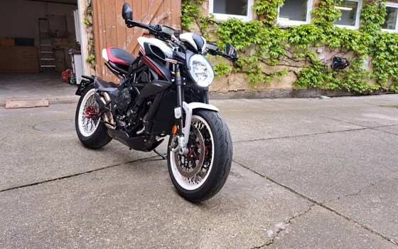 Gebrauchtmotorrad MV Agusta Dragster 800 RR - Bild 3