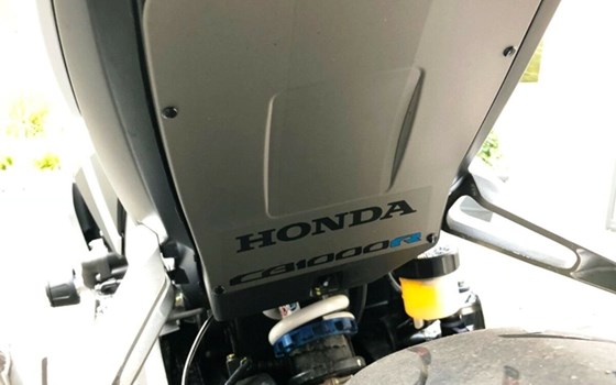 Gebrauchtmotorrad Honda CB 1000 R - Bild 4