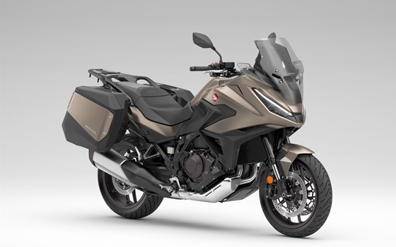 Neufahrzeug Honda NT1100 - Bild 11 Neufahrzeug Honda NT1100 - Bild 11