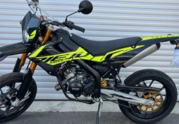 Neumotorrad Rieju MRT 50 All Black Neumotorrad Rieju MRT 50 All Black