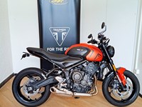 Gebrauchtmotorrad Triumph Trident 660 Top Zusatnd, Scheckheftgepflegt