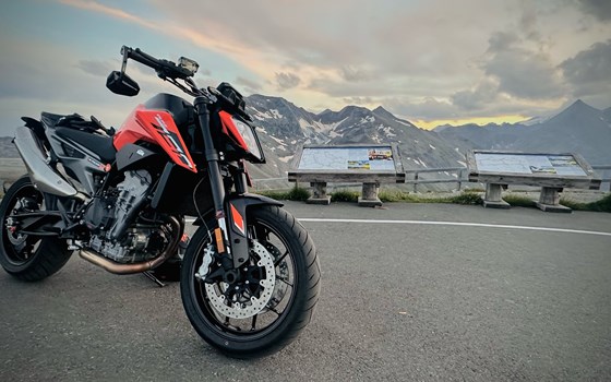 Gebrauchtmotorrad KTM 790 Duke L - Bild 1 Gebrauchtmotorrad KTM 790 Duke L - Bild 1