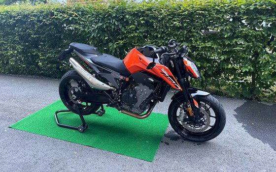 Gebrauchtmotorrad KTM 790 Duke L - Bild 2 Gebrauchtmotorrad KTM 790 Duke L - Bild 2