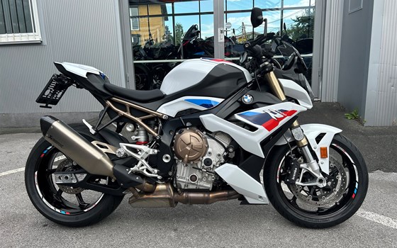 Gebrauchtmotorrad BMW S 1000 R - Bild 1 Gebrauchtmotorrad BMW S 1000 R - Bild 1