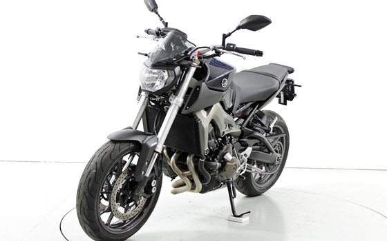 Motorrad Occasion Yamaha MT-09 - Bild 3