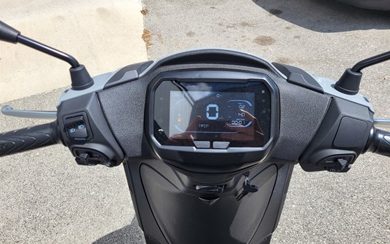 Neufahrzeug Piaggio Liberty 50 S - Bild 4 Neufahrzeug Piaggio Liberty 50 S - Bild 4