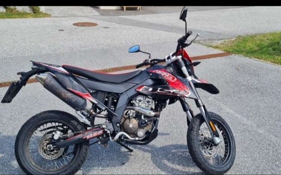 Gebrauchtmotorrad United Motors UM DSR SM 125 - Bild 2