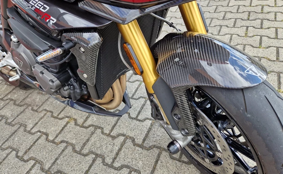 Angebot Triumph Speed Triple 1200 RR Bild 11: Angebot Triumph Speed Triple 1200 RR