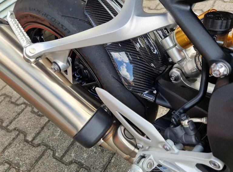 Angebot Triumph Speed Triple 1200 RR Bild 9: Angebot Triumph Speed Triple 1200 RR