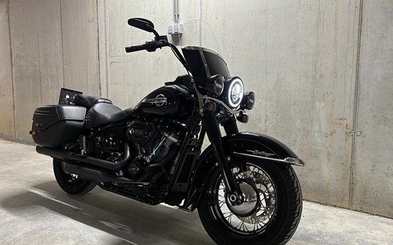Gebrauchtmotorrad Harley-Davidson Softail Heritage Classic FLSTC - Bild 4 Gebrauchtmotorrad Harley-Davidson Softail Heritage Classic FLSTC - Bild 4
