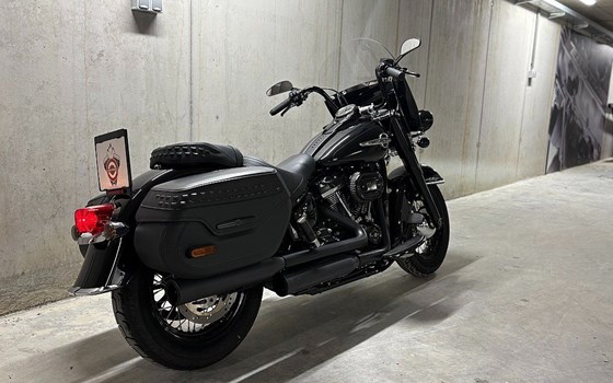 Gebrauchtmotorrad Harley-Davidson Softail Heritage Classic FLSTC - Bild 5 Gebrauchtmotorrad Harley-Davidson Softail Heritage Classic FLSTC - Bild 5