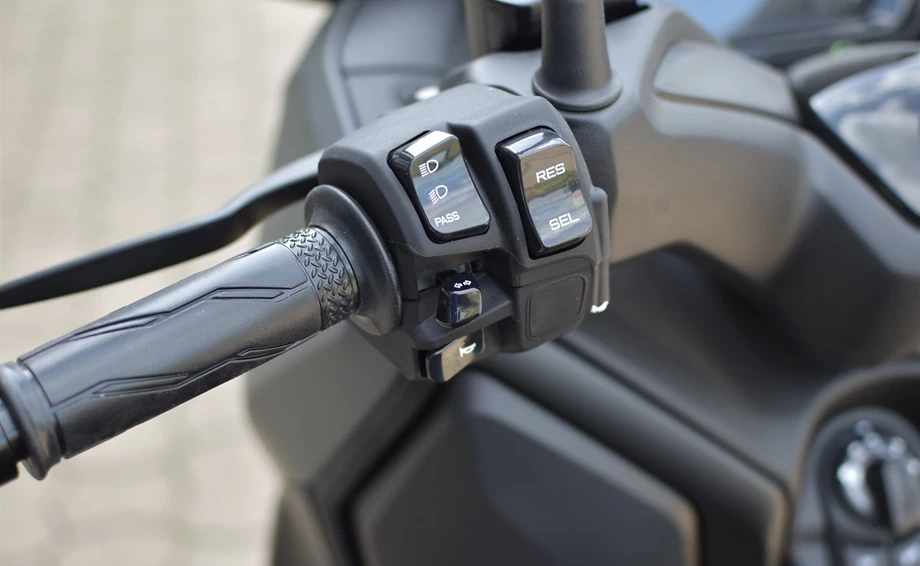 Angebot Yamaha XMAX 300 Bild 7: Angebot Yamaha XMAX 300