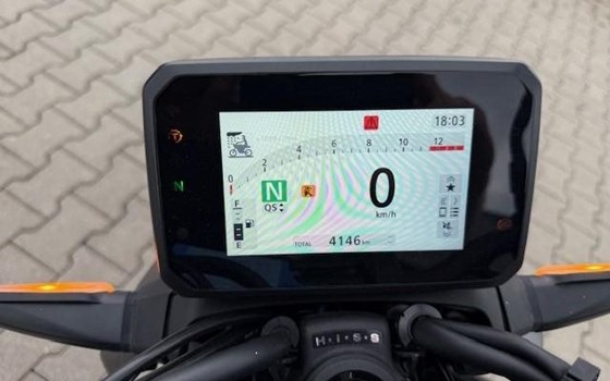 Gebrauchtmotorrad Honda CB1000 Hornet - Bild 11