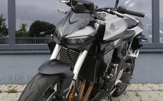 Gebrauchtmotorrad Honda CB1000 Hornet - Bild 7