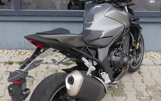 Gebrauchtmotorrad Honda CB1000 Hornet - Bild 8