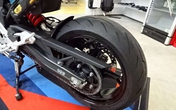 Gebrauchtmotorrad BMW F 900 R - Bild 9