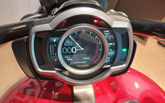 Gebrauchtmotorrad Triumph Rocket 3 Storm R - Bild 11