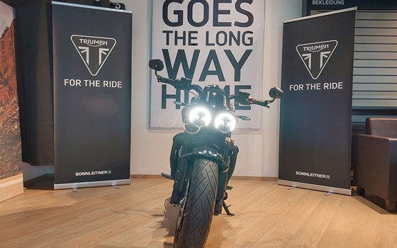 Gebrauchtmotorrad Triumph Rocket 3 Storm R - Bild 3