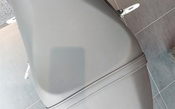 Gebrauchtmotorrad Triumph Trident 660 - Bild 9