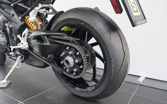 Neufahrzeug Triumph Speed Triple 1200 RX - Bild 6