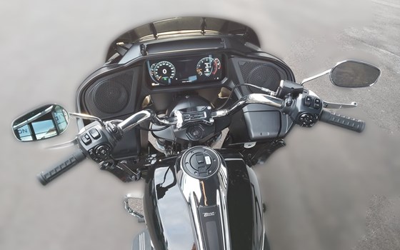 Gebrauchtmotorrad Harley-Davidson Road Glide FLTRX - Bild 7