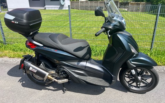 Gebrauchtmotorrad Piaggio Beverly 300 hpe - Bild 3 Gebrauchtmotorrad Piaggio Beverly 300 hpe - Bild 3