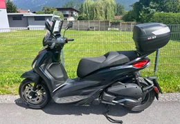 Gebrauchte Piaggio Beverly 300 hpe Gebrauchte Piaggio Beverly 300 hpe