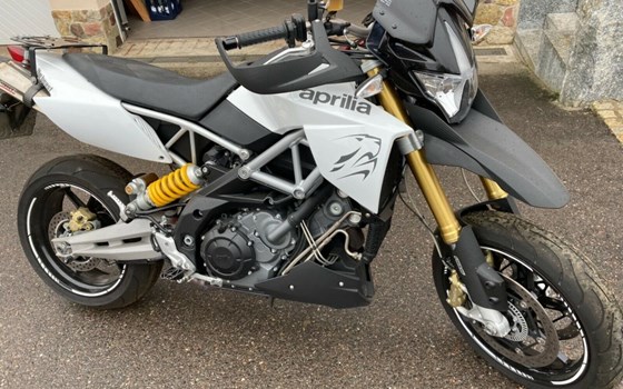 Gebrauchtmotorrad Aprilia Dorsoduro 1200 - Bild 2
