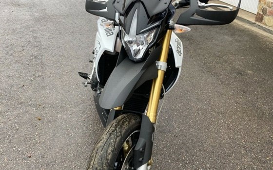 Gebrauchtmotorrad Aprilia Dorsoduro 1200 - Bild 3