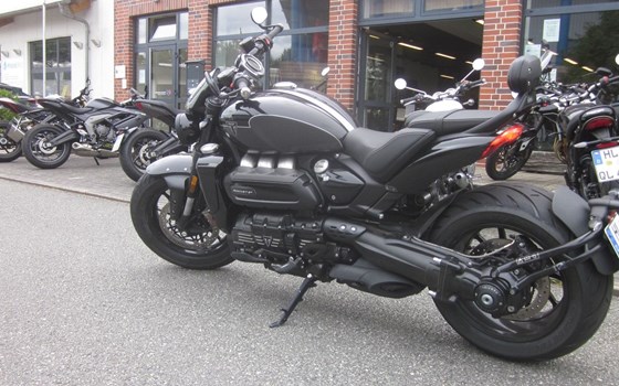 Gebrauchtmotorrad Triumph Rocket 3 Storm R - Bild 16