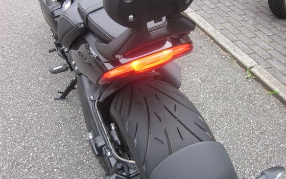 Gebrauchtmotorrad Triumph Rocket 3 Storm R - Bild 18