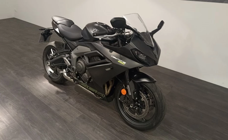Angebot Triumph Daytona 660 Bild 2: Angebot Triumph Daytona 660