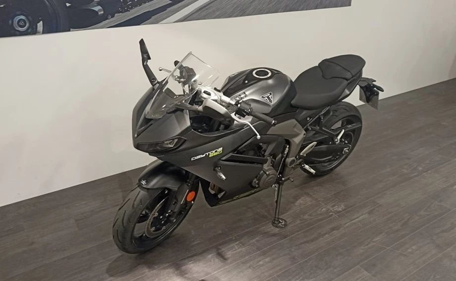 Angebot Triumph Daytona 660 Bild 7: Angebot Triumph Daytona 660