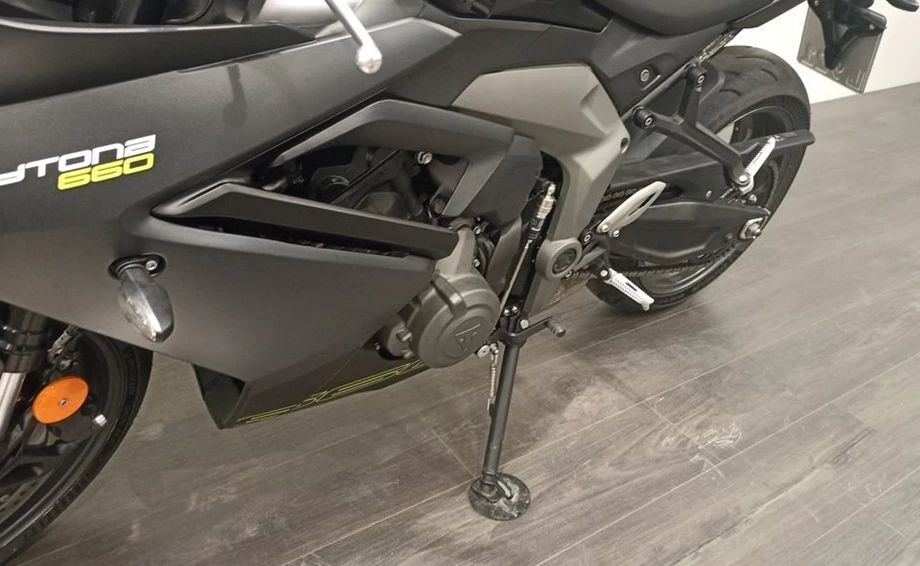 Angebot Triumph Daytona 660 Bild 8: Angebot Triumph Daytona 660