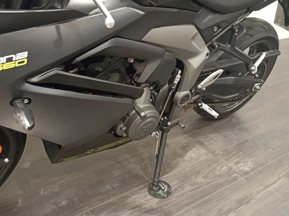 Angebot Triumph Daytona 660 Bild 8: Angebot Triumph Daytona 660