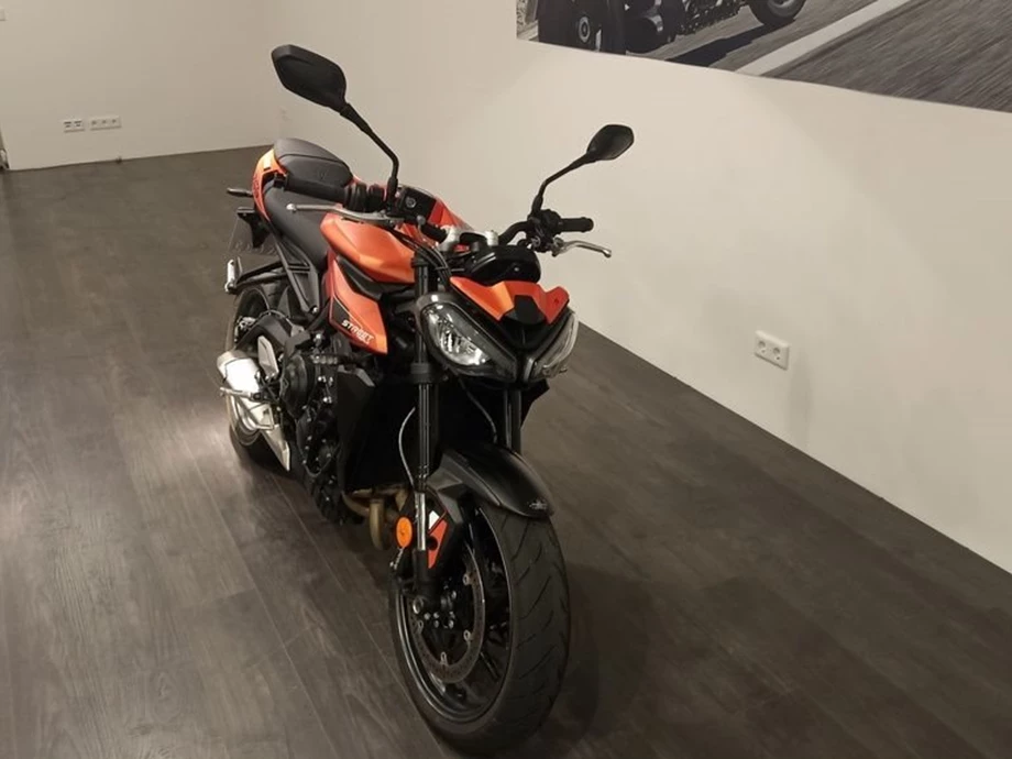 Angebot Triumph Street Triple 765 R A2 Bild 1: Angebot Triumph Street Triple 765 R A2