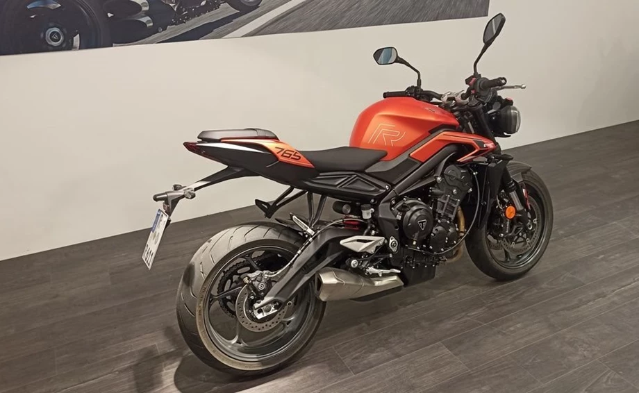 Angebot Triumph Street Triple 765 R A2 Bild 4: Angebot Triumph Street Triple 765 R A2