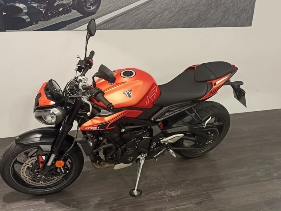 Angebot Triumph Street Triple 765 R A2 Bild 7: Angebot Triumph Street Triple 765 R A2
