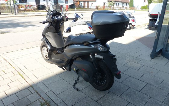 Gebrauchtmotorrad Piaggio Beverly 125 i.e. - Bild 12