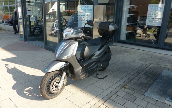 Gebrauchtmotorrad Piaggio Beverly 125 i.e. - Bild 6