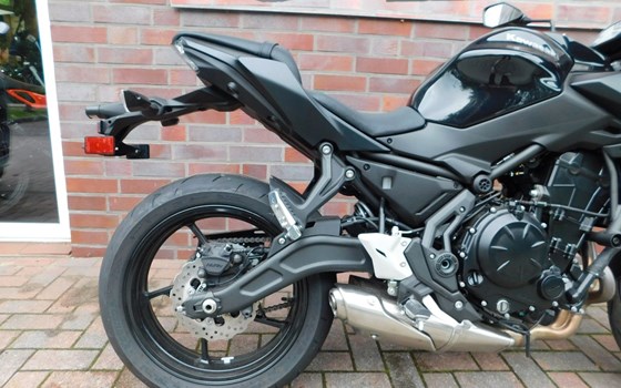 Gebrauchtmotorrad Kawasaki Z650 - Bild 12