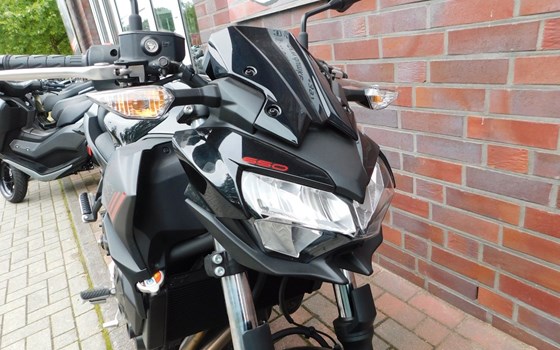 Gebrauchtmotorrad Kawasaki Z650 - Bild 5