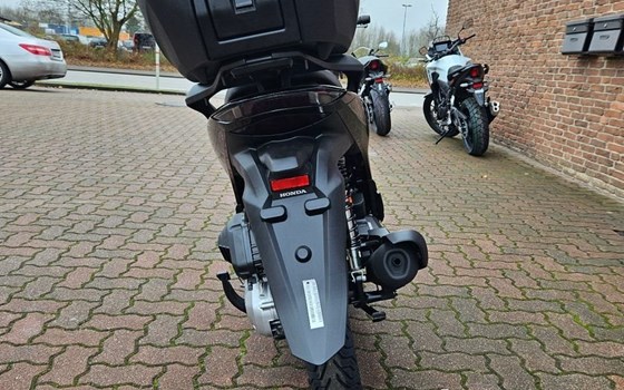 Gebrauchtmotorrad Honda SH125i - Bild 4