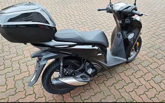 Gebrauchtmotorrad Honda SH125i - Bild 5