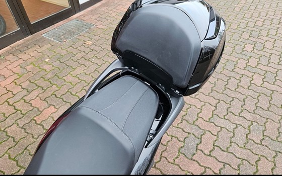 Gebrauchtmotorrad Honda SH125i - Bild 9