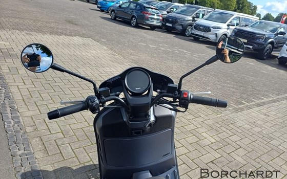 Gebrauchtmotorrad Vespa GTV 310 - Bild 10